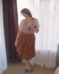 Daily Fashion Show: Show Me the Glitz