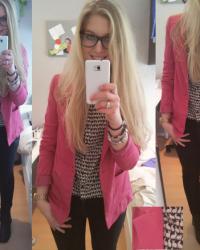 OUTFIT: PINK & BUNNIES