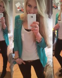 OUTFIT: TURQUOISE & BIKER BOOTS