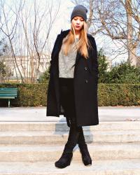 The dark lipstick and the classical coat