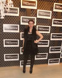 Black Swan Inspired Hairstyle by TRESemme