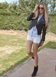White lace shorts