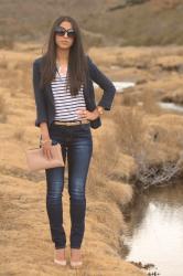 Look navy & accesorios dorados