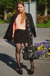 Oversize blazer & the fluorescent blouse