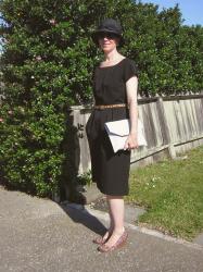I'm now and official fashion blogger. I own a clutch!