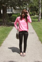 Barbie girl pull-over.