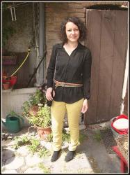 Le pantalon jaune