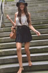 Pleated skirt