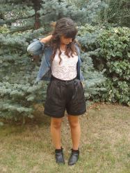 A cuir de peau.