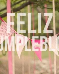 nosotras... y NUESTRO TERCER CUMPLEBLOG!!