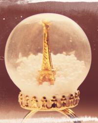New in: Eiffel Tower ring!
