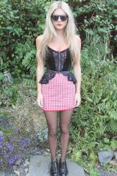 gingham & fishnets