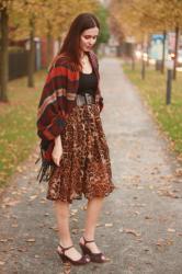 Lia Meo, Leopard Skirt