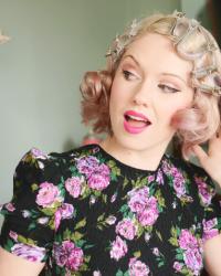 finger waves and hair bows