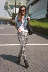 Print pants & denim vest by Forever 21