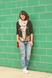 GLITZ & SNEAKS