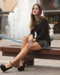 Vestido volante polipiel