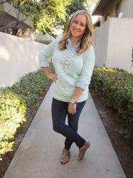 Blonde. Mint. Bubble necklace.