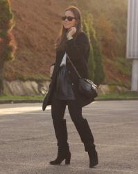 BLACK COAT