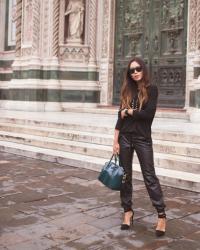All Black in Piazza del Duomo, Florence