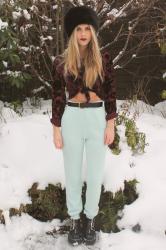 mint knit jogging bottoms