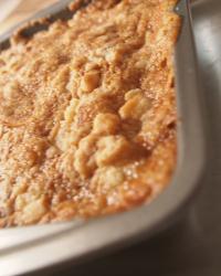 recipe: apple dump cake