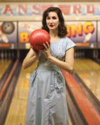 Vintage London: Valentines Bowling & Dating