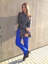 080 look: Blue Klein & black