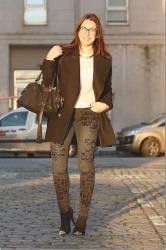 BLACK JACQUARD PANTS