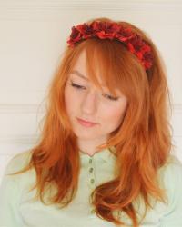 Spread the Love: Flower Headband as DIY Present for HER