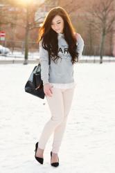 Valentine's day outfit: grey and pink