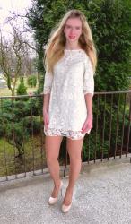 White, lace dress