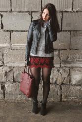 lace mini skirt 