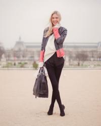OUTFIT: Black tights at Paris Day 2