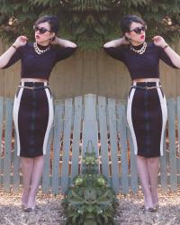 Exposed Zip Pencil Skirt / Polo Neck Top / Vintage Gold Chain
