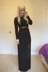 Blonde Morticia