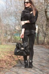 Black Easy Outfit