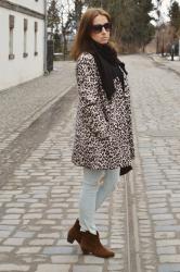 LEOPARD COAT