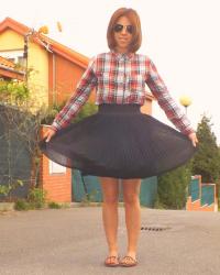 ONE SKIRT TWO LOOKS (II)