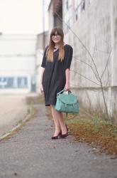 1P10S #18 La petite robe noire / Lounoa