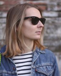 Giveaway: a pop of neon for your bag!