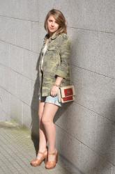 Boyfriend shorts and Love Moschino Bag 