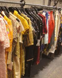 {tips} How to Get Great Deals on Vintage Fashion