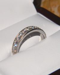 {review} Anjolee Vintage Diamond Anniversary Ring