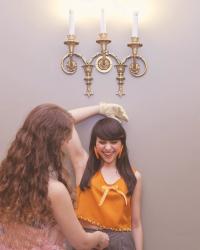 Behind the scenes of the Paulie Antiques handmade crop top photo shoot