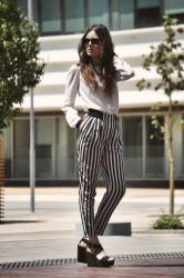 Vertical Stripe Pockets Pants