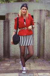 Lady in red 