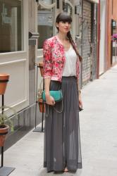 Bomber de flores + maxi falda