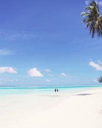 No shoes, no news: Maldives