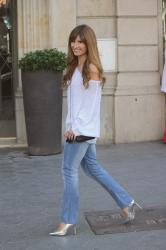 PASEO DE GRACIA, LENTEJUELAS Y ZAPATOS PLATEADOS